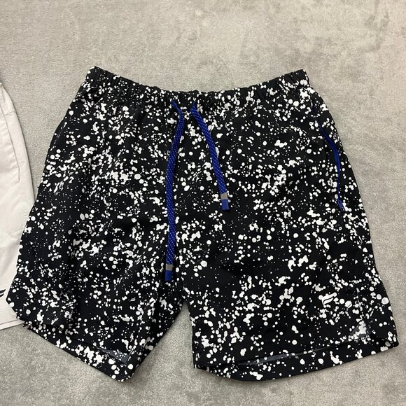 Fabletics Men’s The Fundamental II Shorts Lot of 2 Size M Athletic Training - Picture 3 of 13